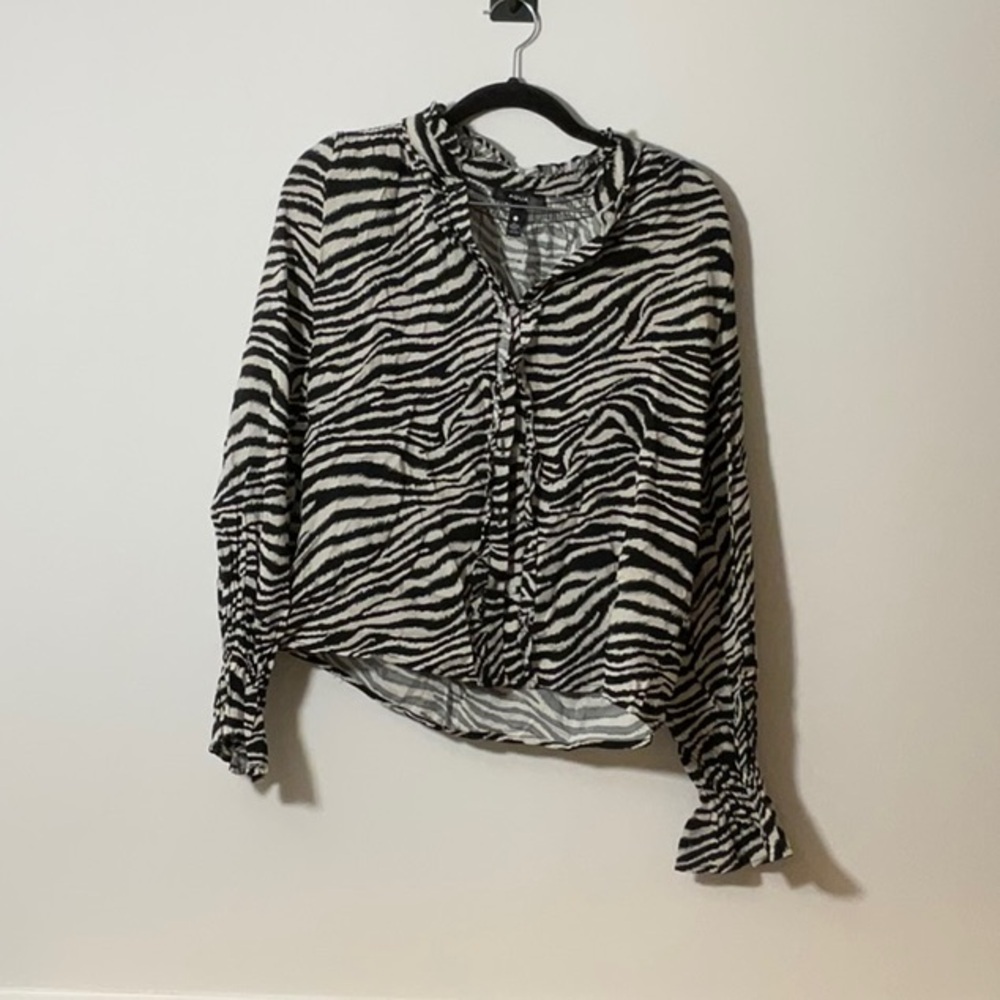 Aqua Black and White 3/4 Sleeve Button Down Shirt